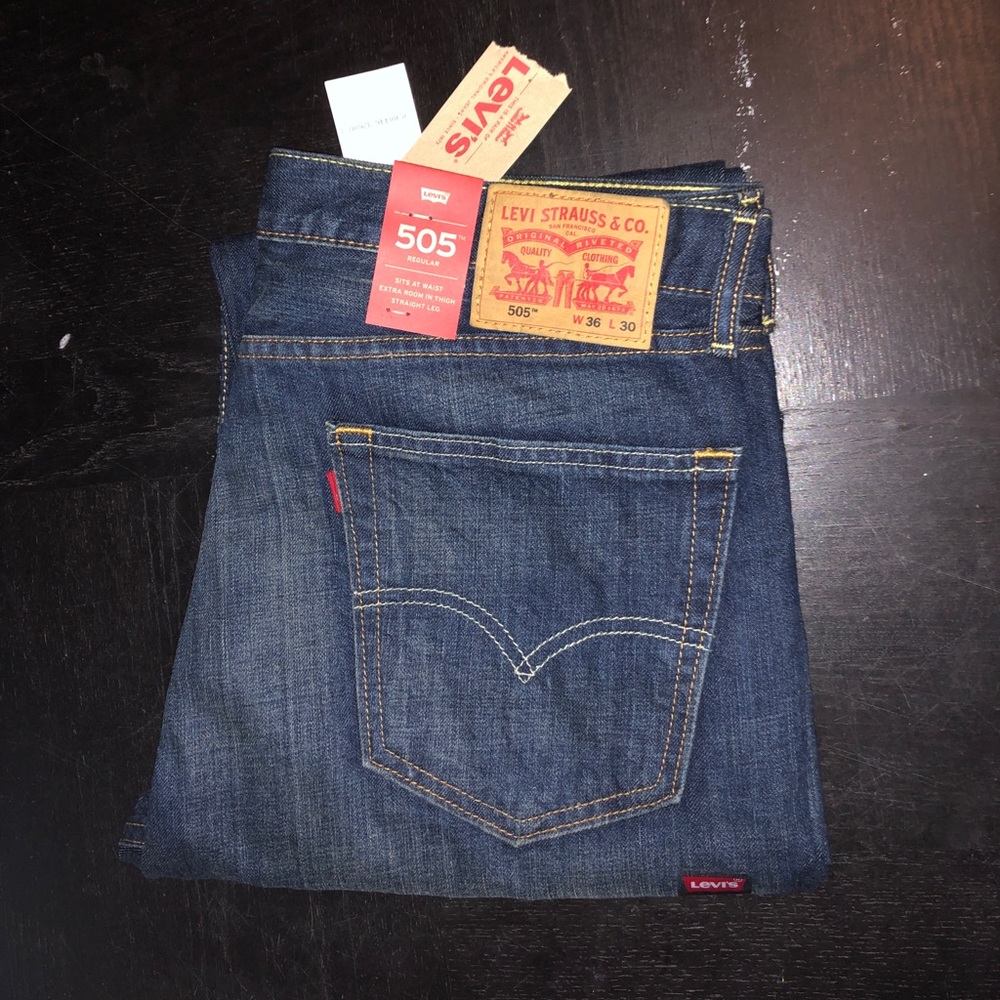 Levi’s 505 Men’s Jeans 36x30 NWT